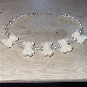 Charming Pearl Teddy Bear Necklace
